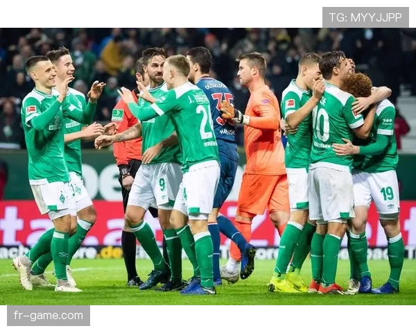 科洛·穆阿尼状态爆棚助球队逆转取胜，德甲焦点战闪耀全场