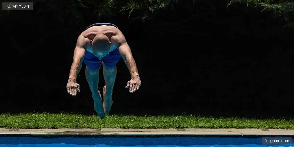 实时弹幕,边看边聊,做赛场最活跃的观众!💬🎉